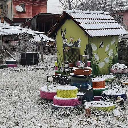 Nayri House самоков,село доспей *