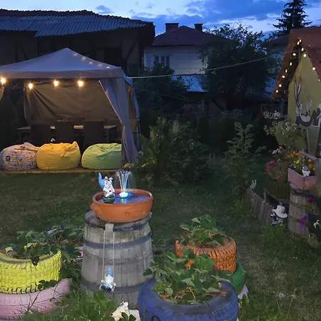 Nayri House самоков,село доспей