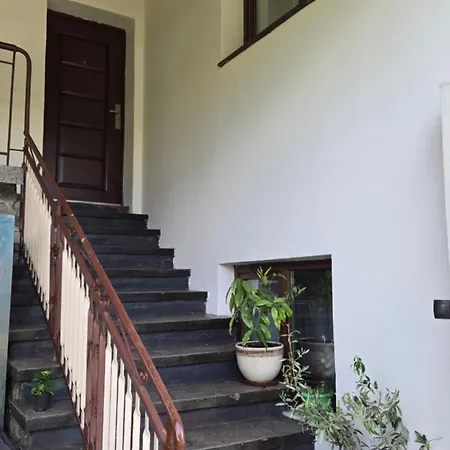 Nayri House самоков,село доспей